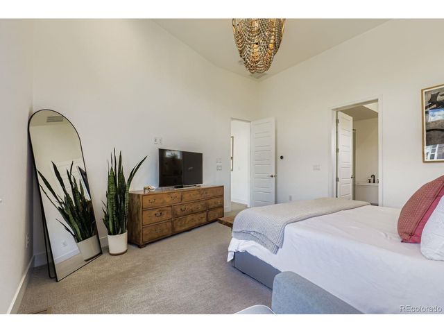 6025 Beeler St, Denver, CO 80238