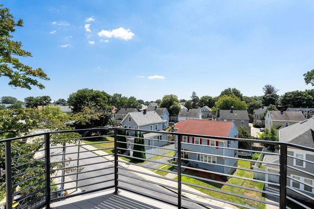 251 Minot St 6, Boston, MA 02124