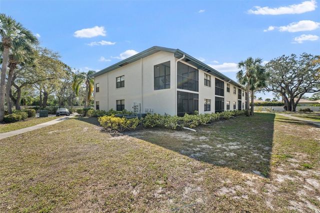 4330 47TH AVENUE W 104, Bradenton, FL 34210