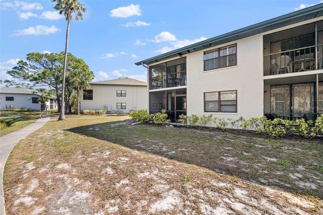 4330 47TH AVENUE W 104, Bradenton, FL 34210