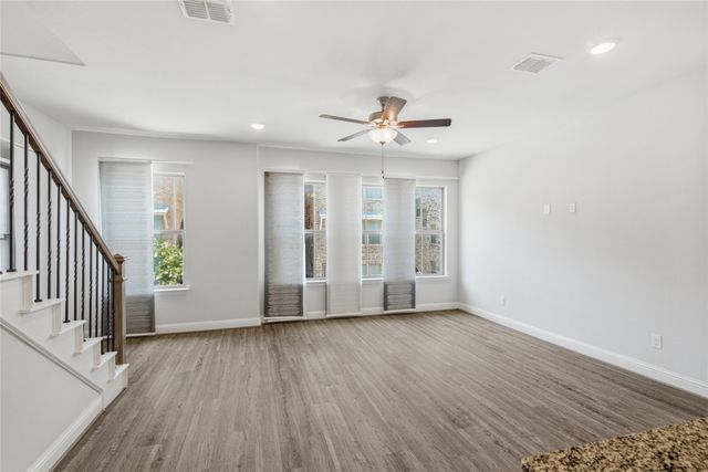 138 Peach Orchard Lane, Euless, TX 76040