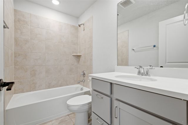 138 Peach Orchard Lane, Euless, TX 76040