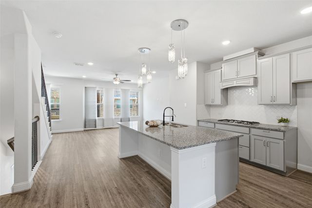 138 Peach Orchard Lane, Euless, TX 76040