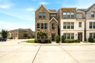 138 Peach Orchard Lane, Euless, TX 76040