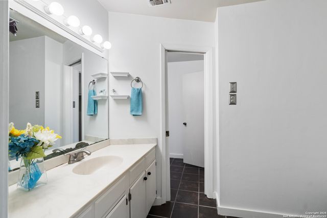 6746 CROWN RIDGE, San Antonio, TX 78239
