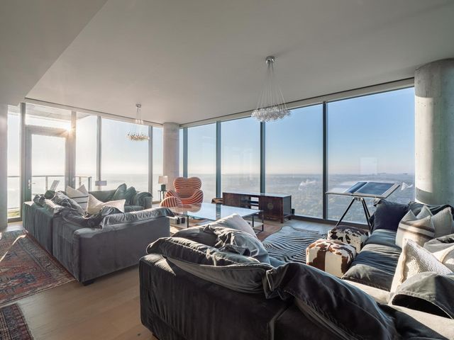 44 East Ave 3906, Austin, TX 78701