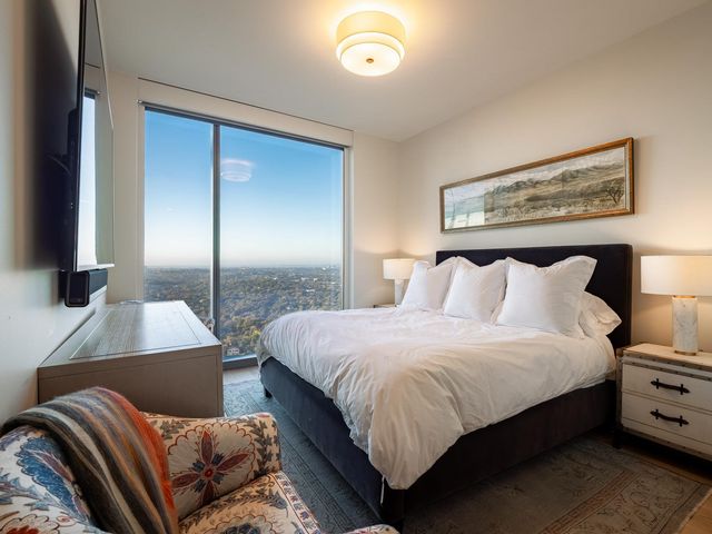 44 East Ave 3906, Austin, TX 78701