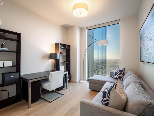 44 East Ave 3906, Austin, TX 78701