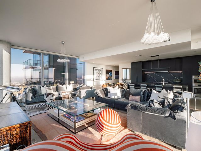 44 East Ave 3906, Austin, TX 78701