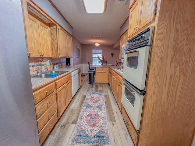 23 Haven Circle, Denison, TX 75020