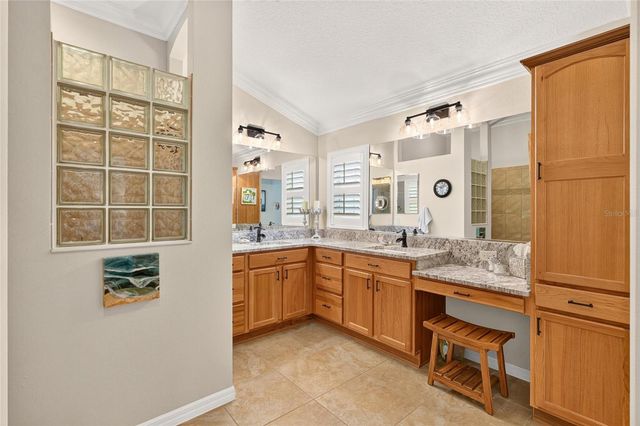 591 BAKER LANE, The Villages, FL 32163