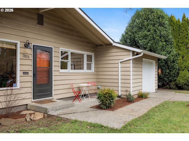 7825 Se SHERMAN St, Portland, OR 97215