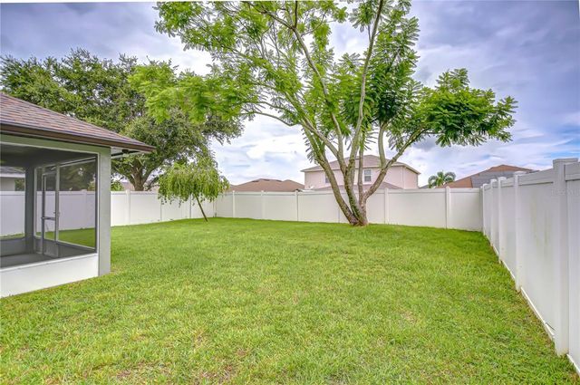 10733 STANDING STONE DRIVE, Wimauma, FL 33598