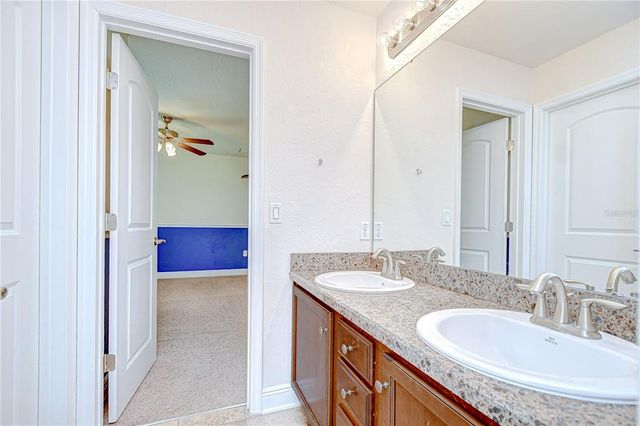 10733 STANDING STONE DRIVE, Wimauma, FL 33598