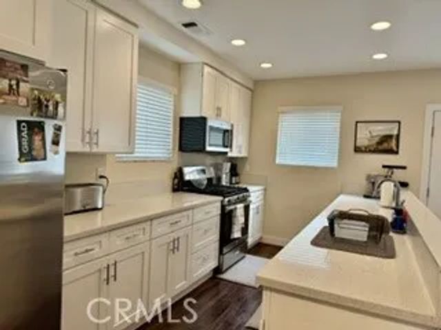3070 Rockview Pl, San Luis Obispo, CA 93401