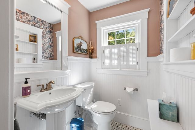 89 Bay State Rd, Rehoboth, MA 02769