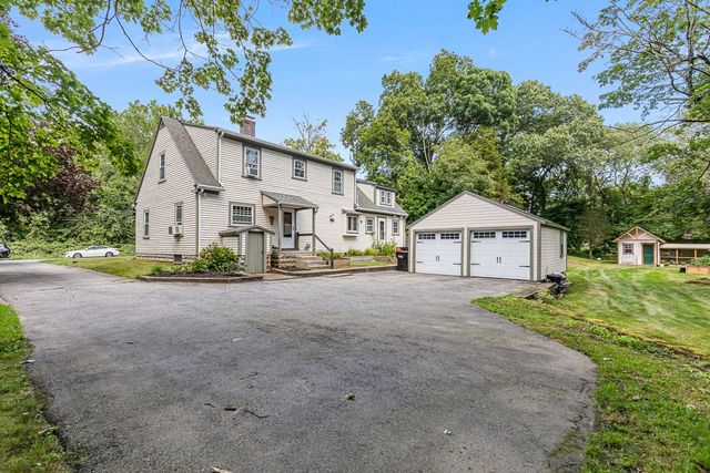 89 Bay State Rd, Rehoboth, MA 02769