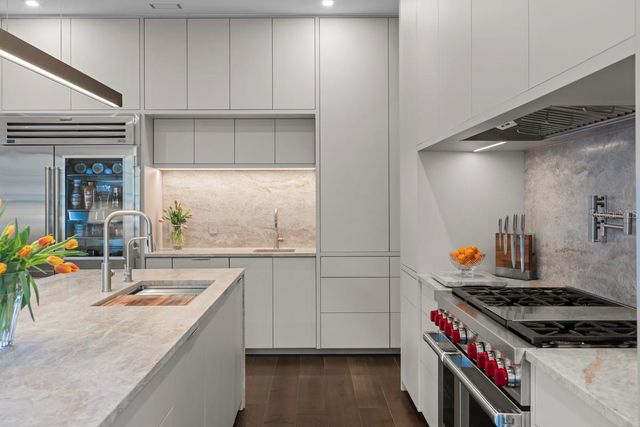 1200 VIA SALERNO, Winter Park, FL 32789