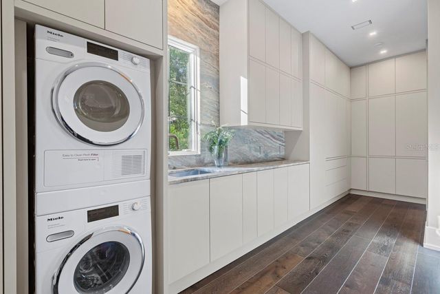 1200 VIA SALERNO, Winter Park, FL 32789