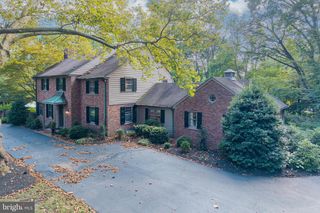 903 N DUPONT RD, Wilmington, DE 19807