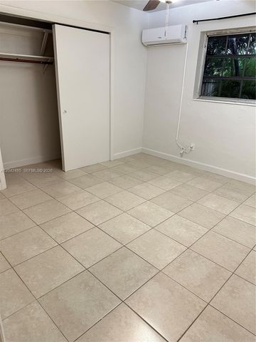 22851 SW 157th Ave 1, Miami, FL 33170