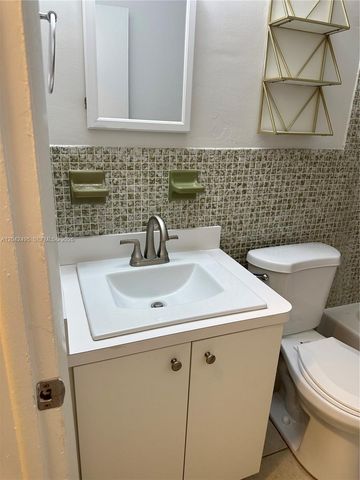 22851 SW 157th Ave 1, Miami, FL 33170