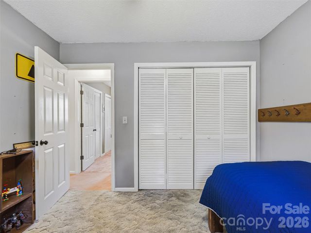 107 Edgewood Court, Arden, NC 28704