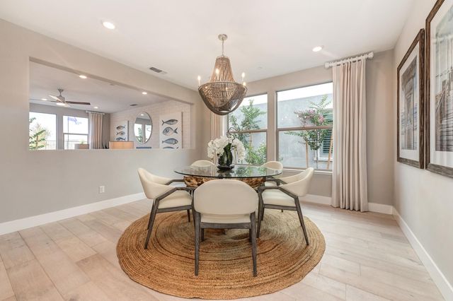 2009 Arbor Ridge Dr, Roseville, CA 95747