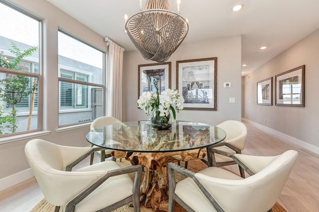 2009 Arbor Ridge Dr, Roseville, CA 95747