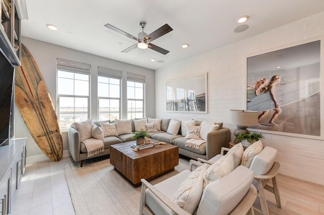 2009 Arbor Ridge Dr, Roseville, CA 95747