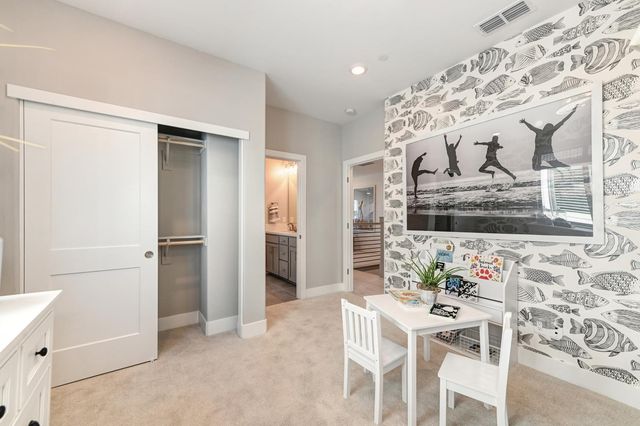 2009 Arbor Ridge Dr, Roseville, CA 95747