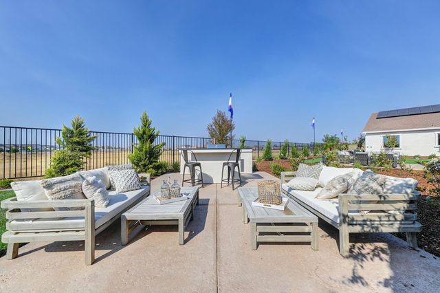 2009 Arbor Ridge Dr, Roseville, CA 95747