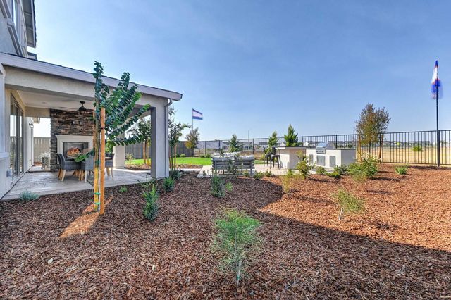 2009 Arbor Ridge Dr, Roseville, CA 95747