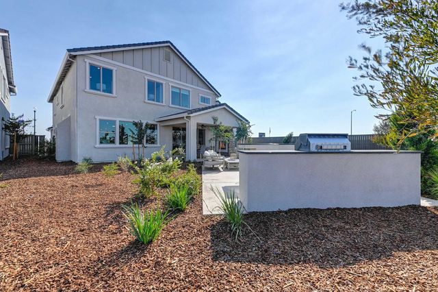 2009 Arbor Ridge Dr, Roseville, CA 95747