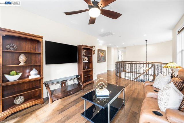 205 Zinnia Ct, San Ramon, CA 94582