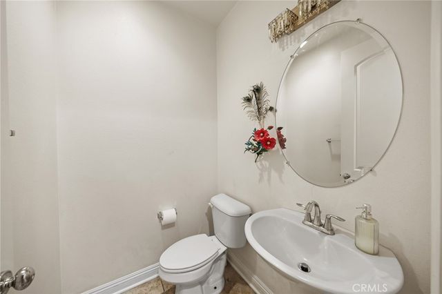 13925 Barnett, Corona, CA 92880