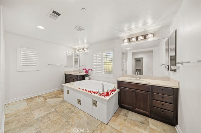 13925 Barnett, Corona, CA 92880