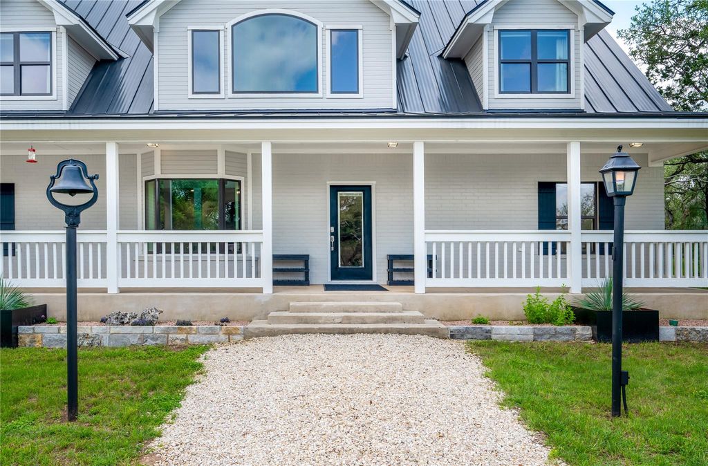330 Live Oak Hills CT, San Marcos, TX 78666