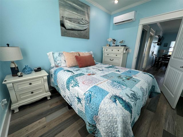 1411 12th Street Down, Galveston, TX 77550