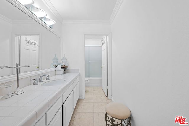13078 Mindanao Way 116, Los Angeles, CA 90292