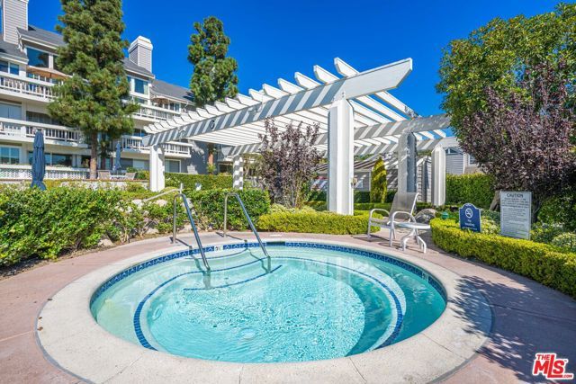 13078 Mindanao Way 116, Los Angeles, CA 90292