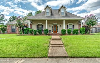 350 Edgewood Crossing, Brandon, MS 39042