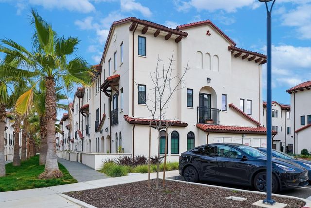 21504 Point Reyes Terrace, Cupertino, CA 95014