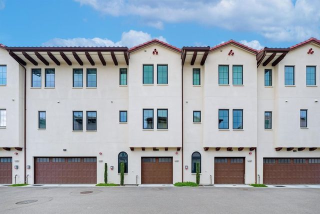 21504 Point Reyes Terrace, Cupertino, CA 95014