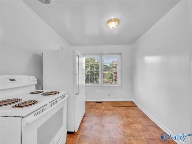 422 Karter Street NW, Huntsville, AL 35805
