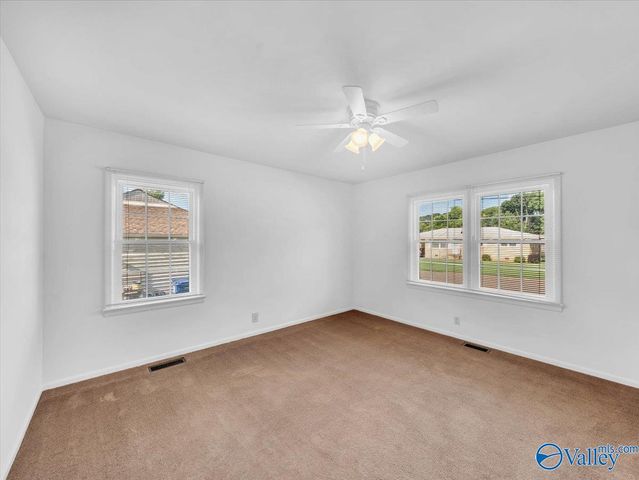 422 Karter Street NW, Huntsville, AL 35805