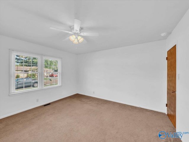 422 Karter Street NW, Huntsville, AL 35805