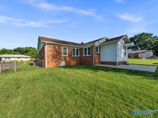 422 Karter Street NW, Huntsville, AL 35805