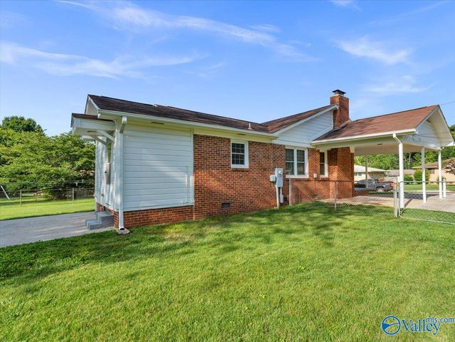 422 Karter Street NW, Huntsville, AL 35805