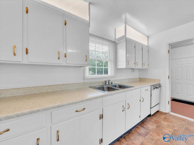 422 Karter Street NW, Huntsville, AL 35805